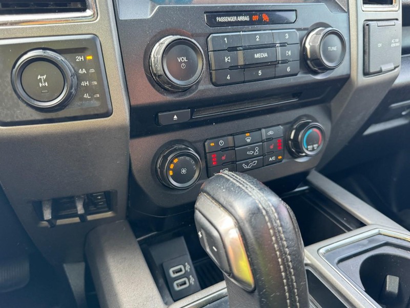 Ford F-150 Vehicle Image 19