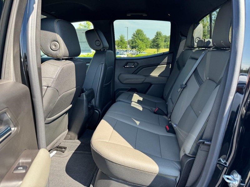 Chevrolet Colorado Vehicle Image 07