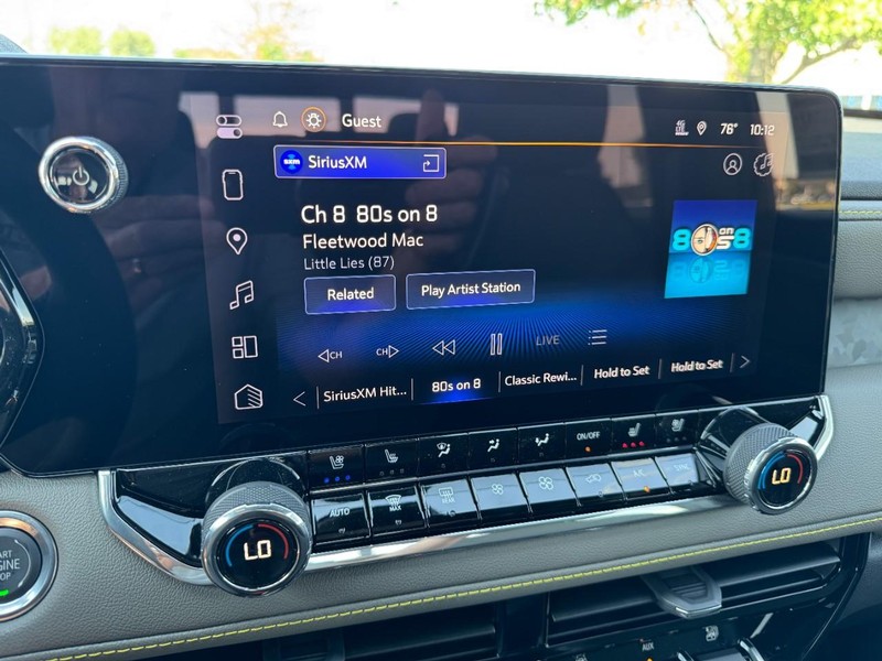 Chevrolet Colorado Vehicle Image 14