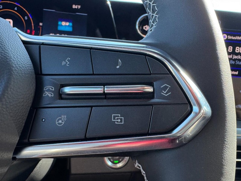 Chevrolet Traverse Vehicle Image 13