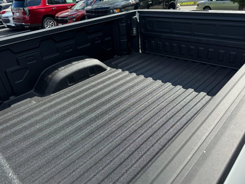 Chevrolet Silverado 2500HD Vehicle Image 08