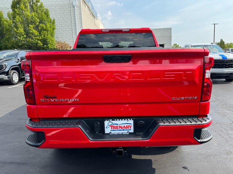 Chevrolet Silverado 1500 Vehicle Image 04