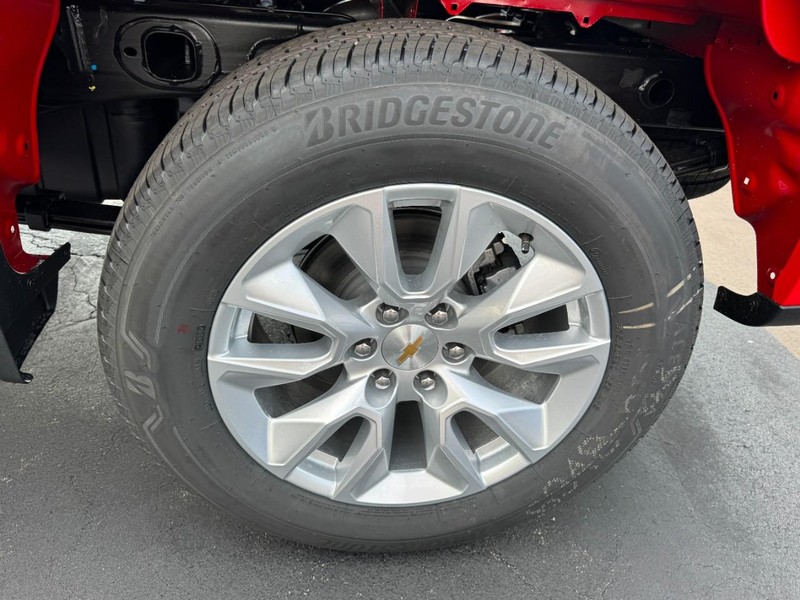 Chevrolet Silverado 1500 Vehicle Image 06