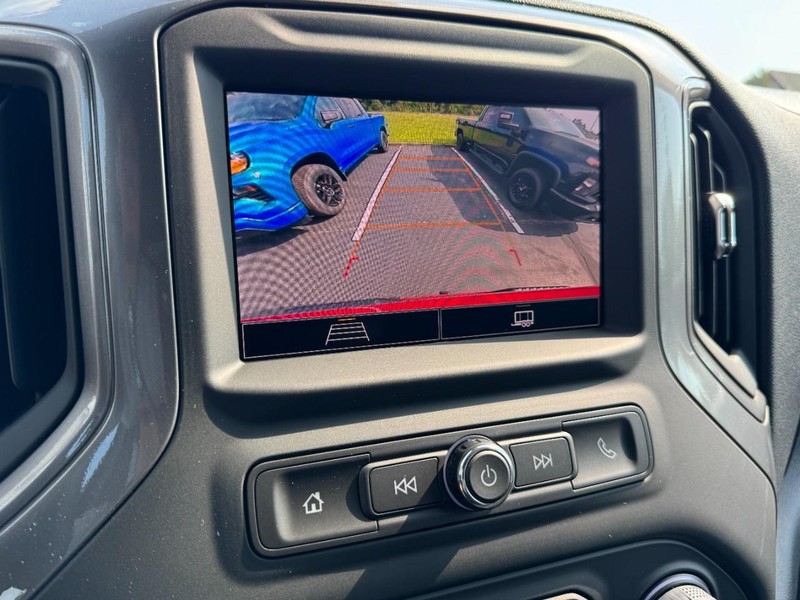 Chevrolet Silverado 1500 Vehicle Image 16