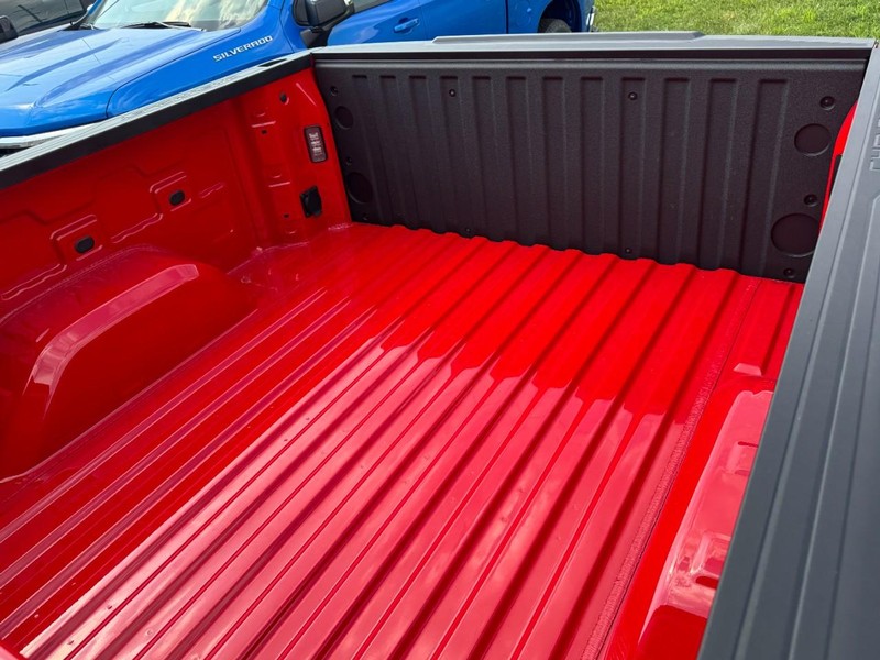 Chevrolet Silverado 1500 Vehicle Image 09