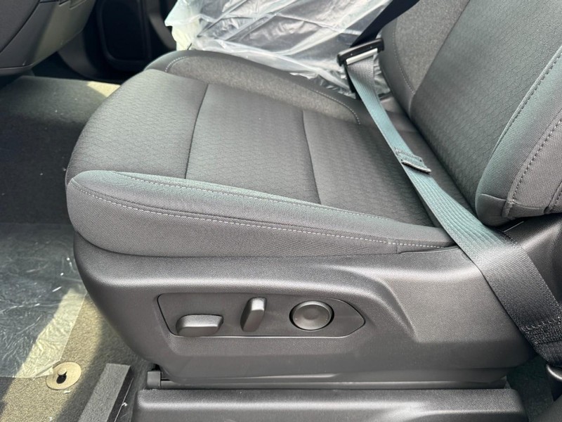 Chevrolet Silverado 1500 Vehicle Image 11