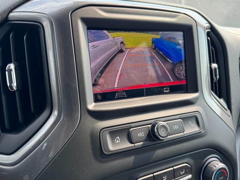 Chevrolet Silverado 1500 Vehicle Image 17