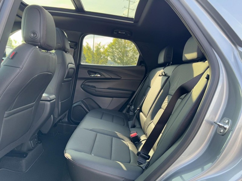 Chevrolet TrailBlazer Vehicle Image 07