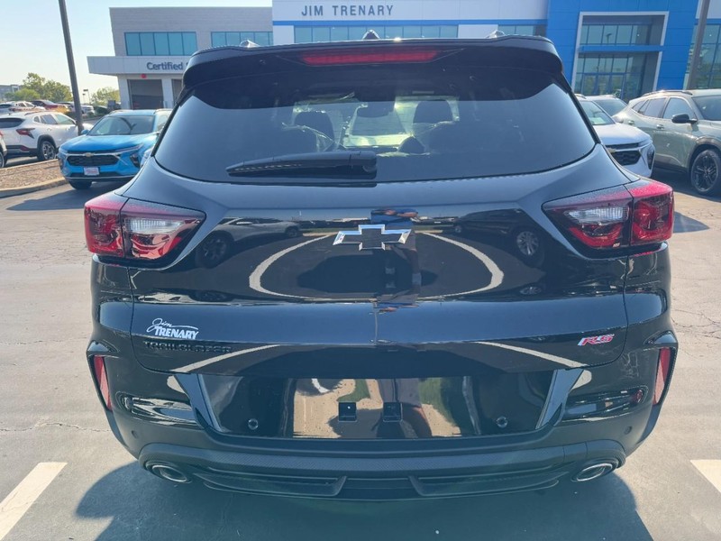 Chevrolet TrailBlazer Vehicle Image 04