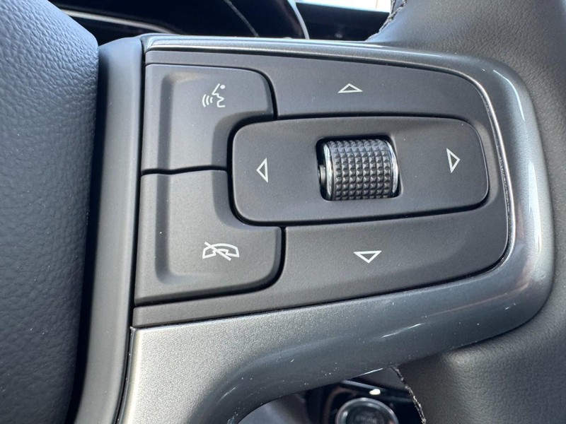 Chevrolet Silverado 1500 Vehicle Image 15