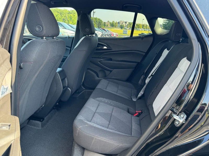 Chevrolet Trax Vehicle Image 07