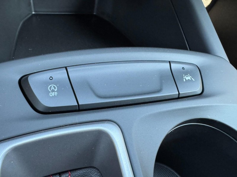 Chevrolet Trax Vehicle Image 16