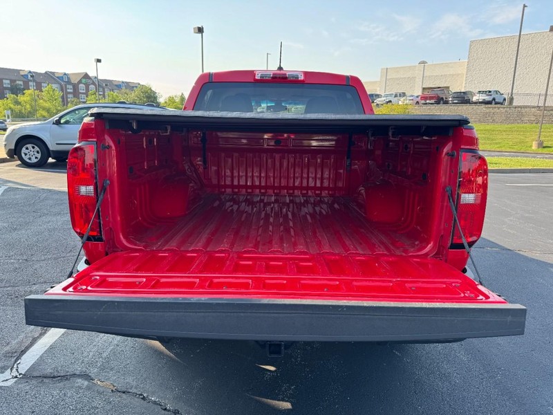 Chevrolet Colorado Vehicle Image 06