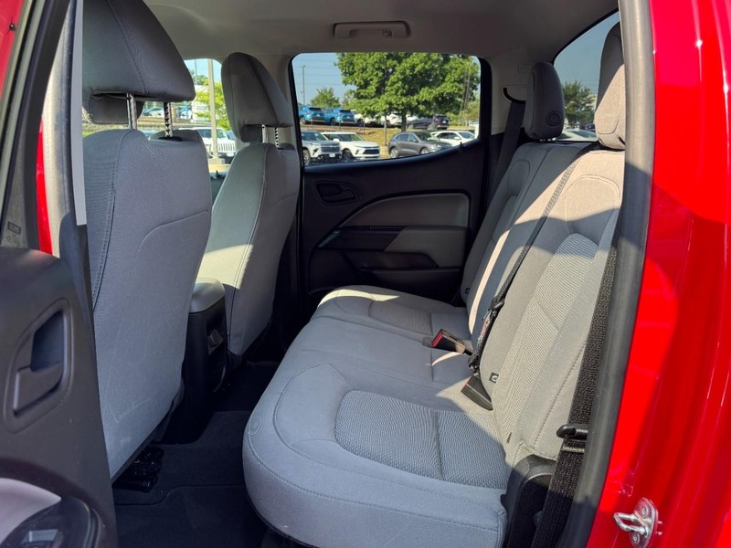 Chevrolet Colorado Vehicle Image 10