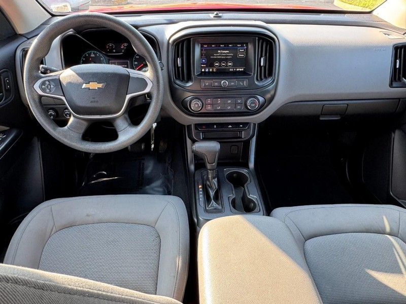 Chevrolet Colorado Vehicle Image 11