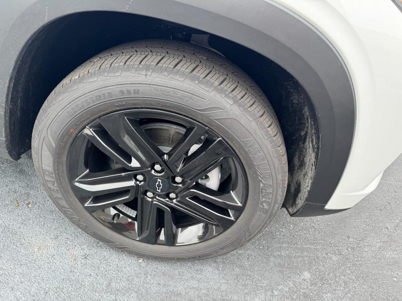 Chevrolet Trax Vehicle Image 05