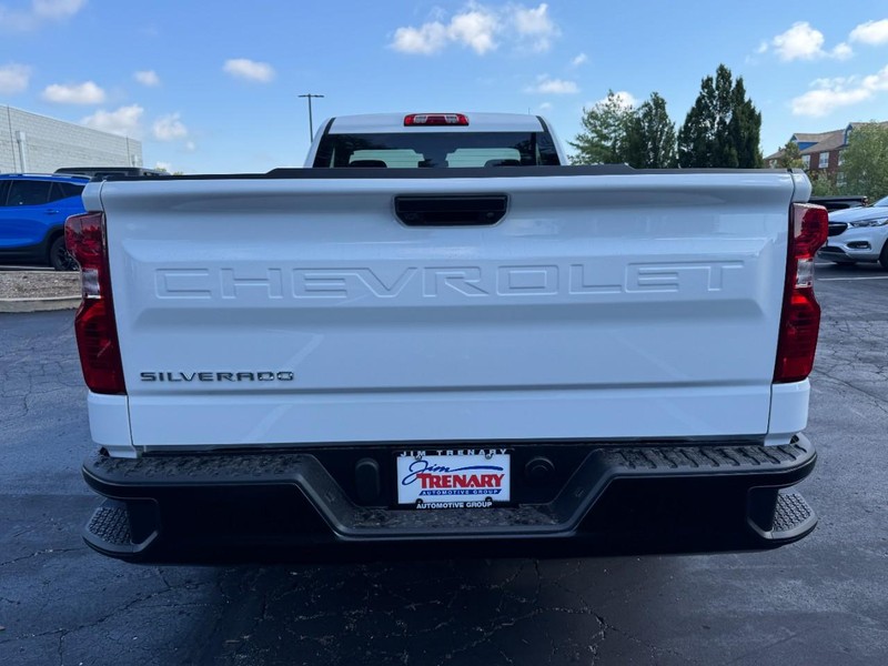 Chevrolet Silverado 1500 Vehicle Image 04