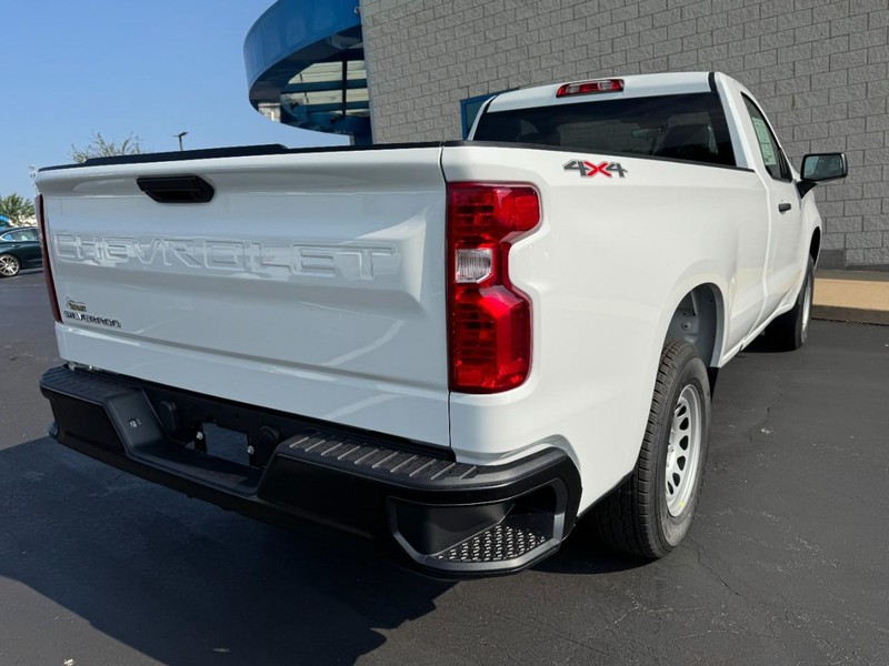 Chevrolet Silverado 1500 Vehicle Image 04