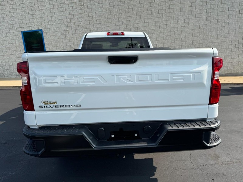 Chevrolet Silverado 1500 Vehicle Image 05
