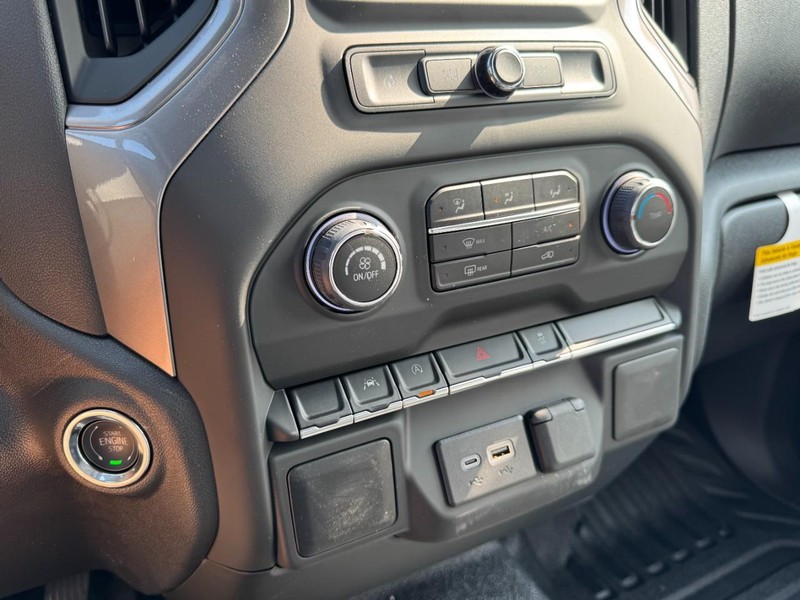 Chevrolet Silverado 1500 Vehicle Image 13