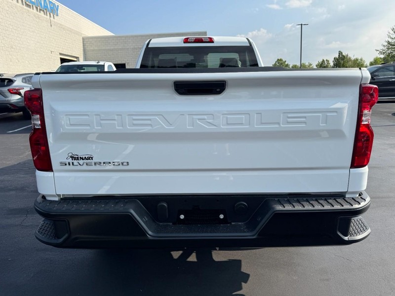 Chevrolet Silverado 1500 Vehicle Image 05