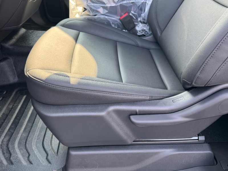 Chevrolet Silverado 1500 Vehicle Image 09