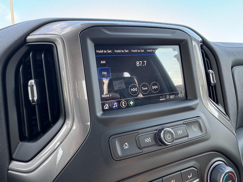 Chevrolet Silverado 1500 Vehicle Image 14