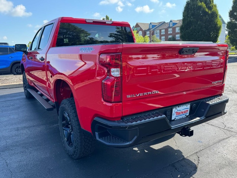 Chevrolet Silverado 1500 Vehicle Image 06