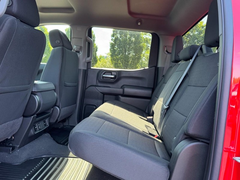 Chevrolet Silverado 1500 Vehicle Image 09