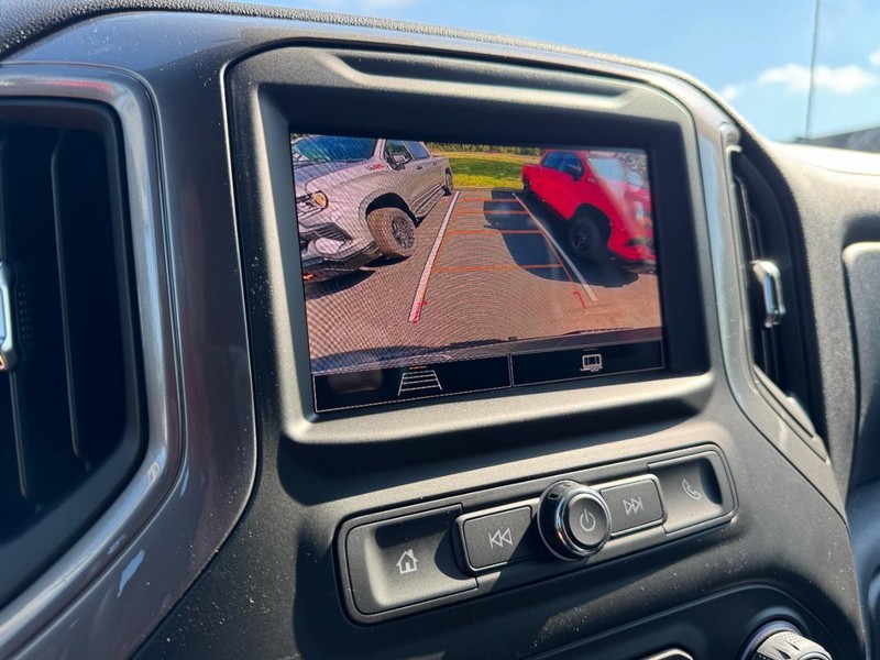 Chevrolet Silverado 1500 Vehicle Image 17