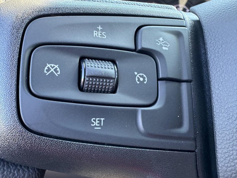 Chevrolet Silverado 1500 Vehicle Image 14