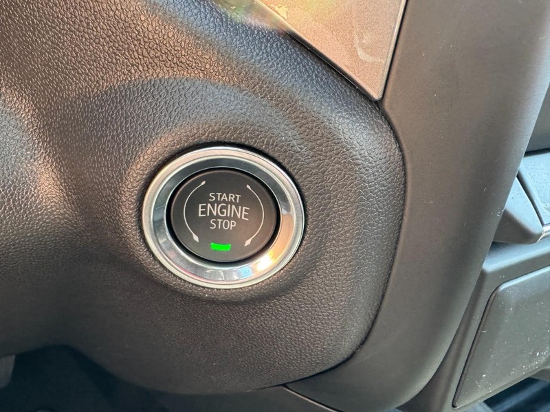 Chevrolet Silverado 1500 Vehicle Image 18
