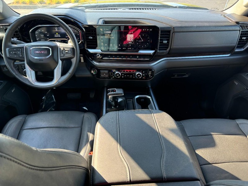 GMC Sierra 1500 Vehicle Image 12