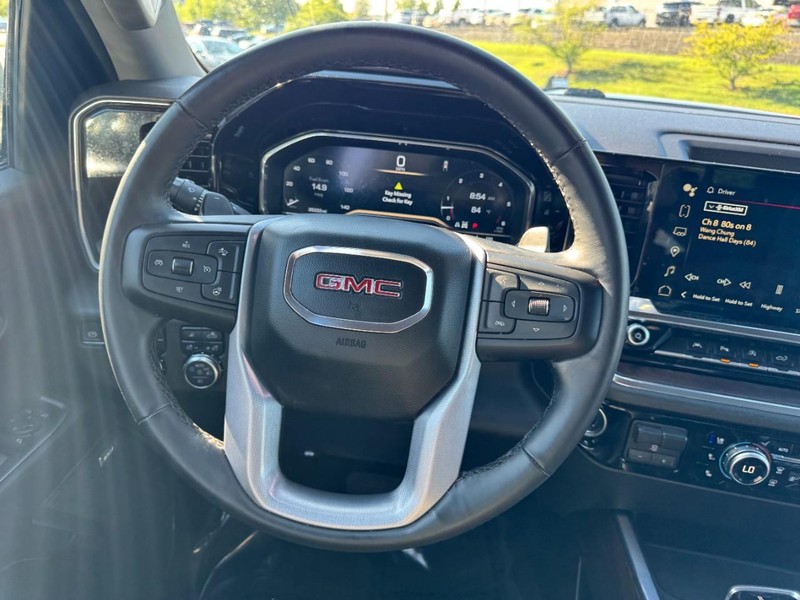 GMC Sierra 1500 Vehicle Image 13
