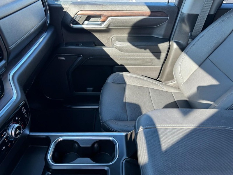 GMC Sierra 1500 Vehicle Image 14