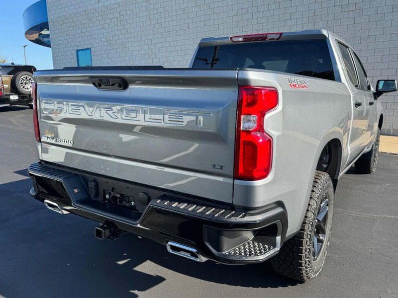 Chevrolet Silverado 1500 Vehicle Image 04