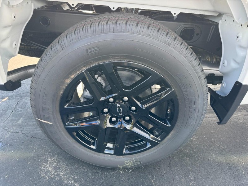 Chevrolet Silverado 1500 Vehicle Image 08