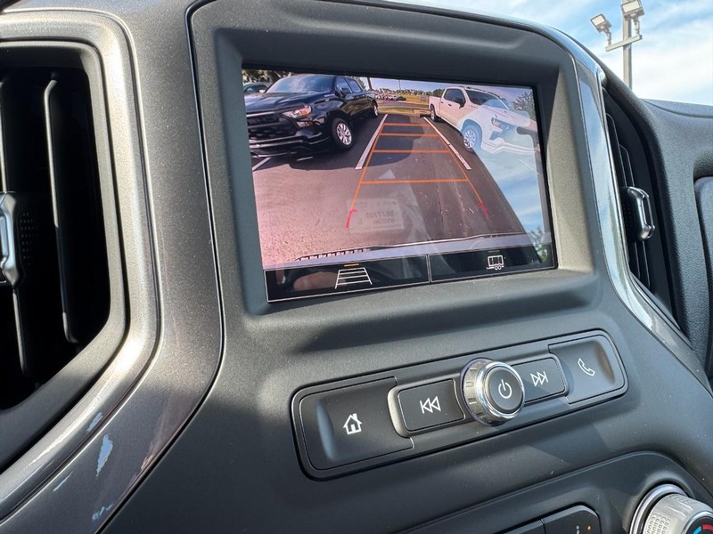 Chevrolet Silverado 1500 Vehicle Image 17