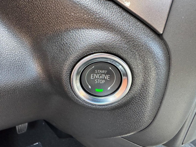 Chevrolet Silverado 1500 Vehicle Image 18