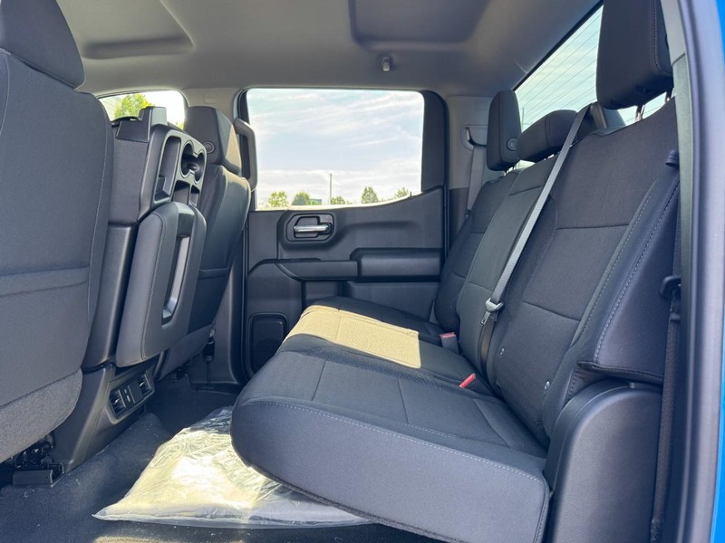 Chevrolet Silverado 1500 Vehicle Image 09