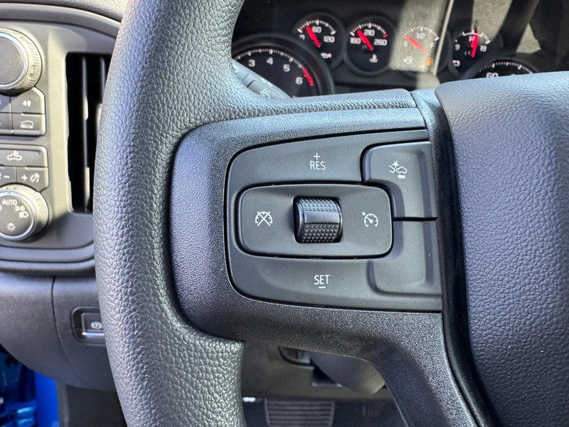 Chevrolet Silverado 1500 Vehicle Image 14