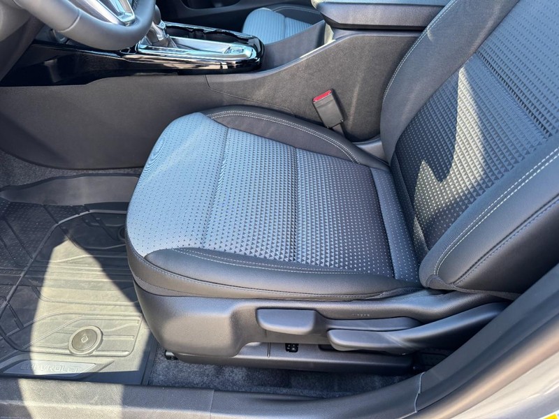 Chevrolet Trax Vehicle Image 08