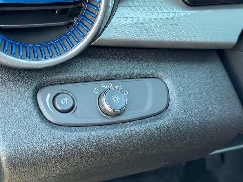 Chevrolet Trax Vehicle Image 10