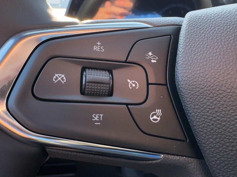 Chevrolet TrailBlazer Vehicle Image 11