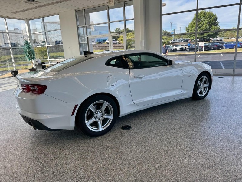 Chevrolet Camaro Vehicle Image 03