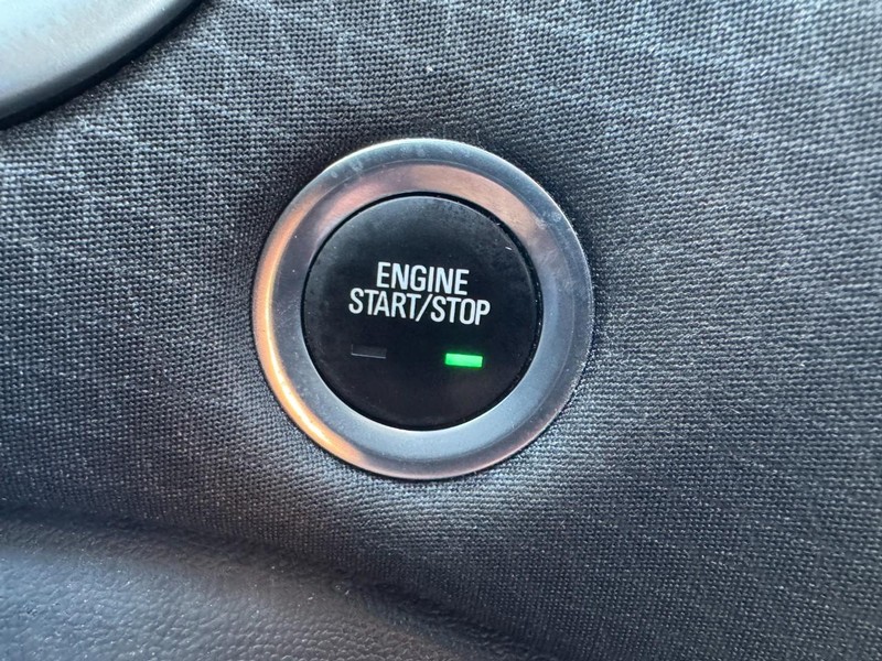 Chevrolet Malibu Vehicle Image 21