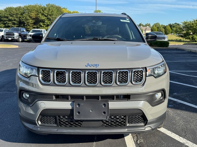 Jeep Compass Vehicle Image 09