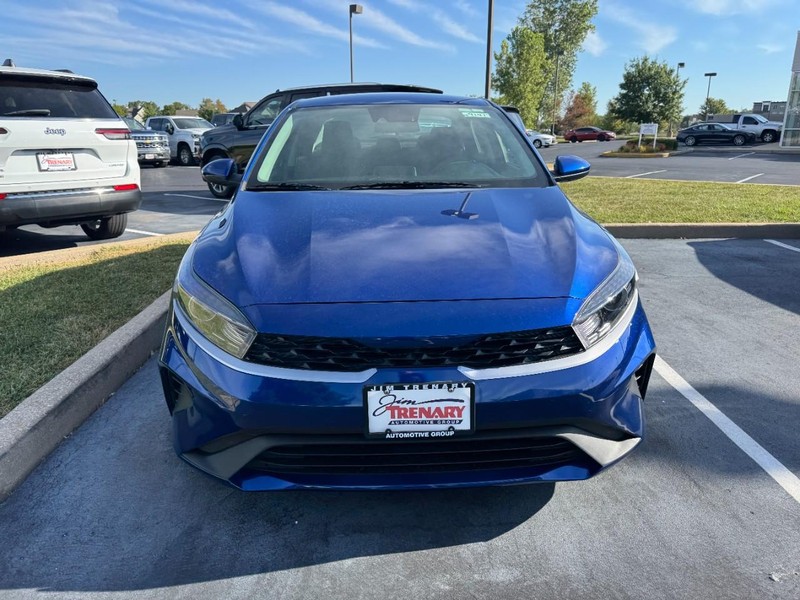 Kia Forte Vehicle Image 03