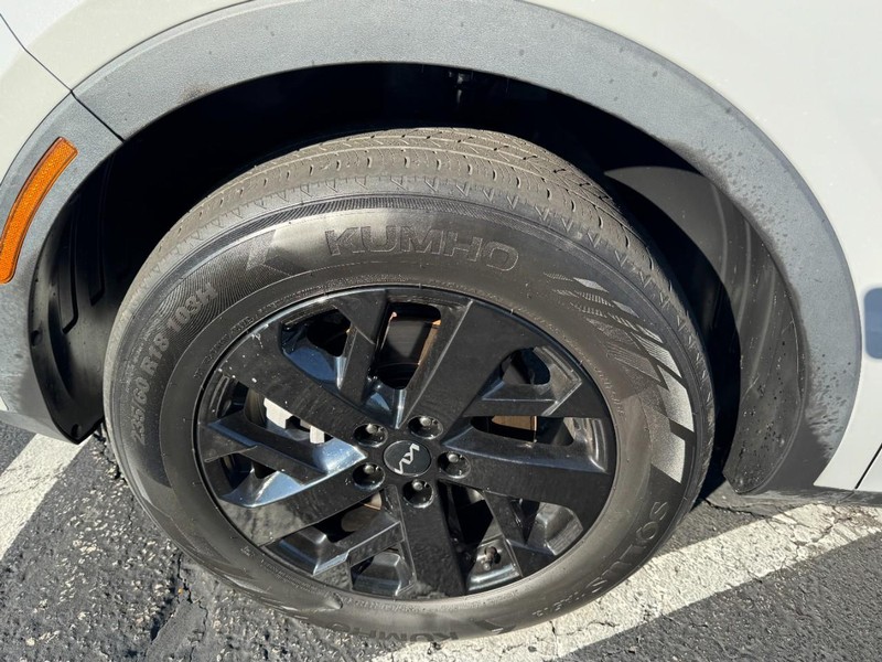 Kia Sorento Vehicle Image 07