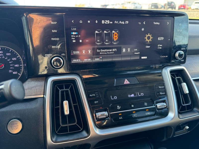 Kia Sorento Vehicle Image 19